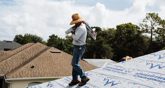 Roof Repair Chicago Illinois | Roofing Company - Enriquez Gutter