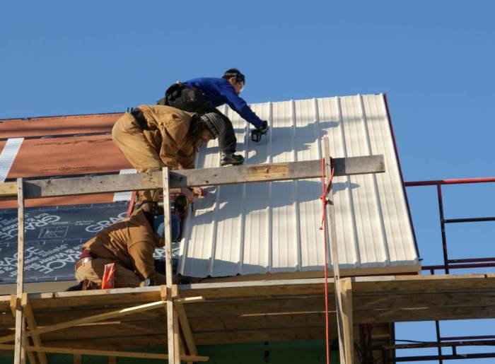 Melbourne’s Metal Roof Replacement Roofing Team