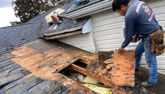 Slate Roof Leak Repair Specialist Contractors Experience near me